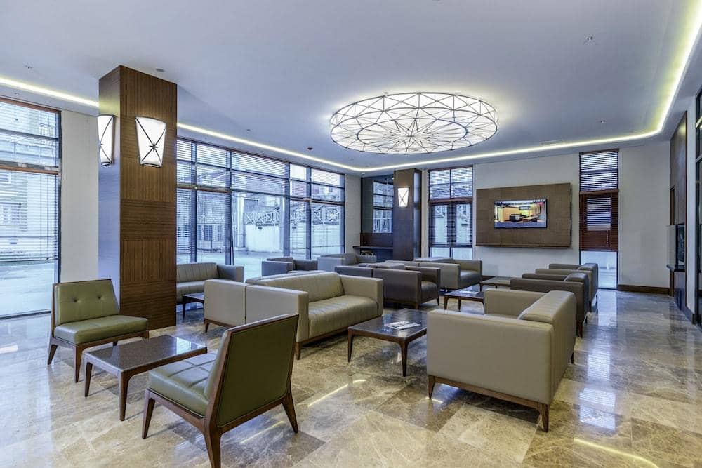 Nearport Hotel — 2
