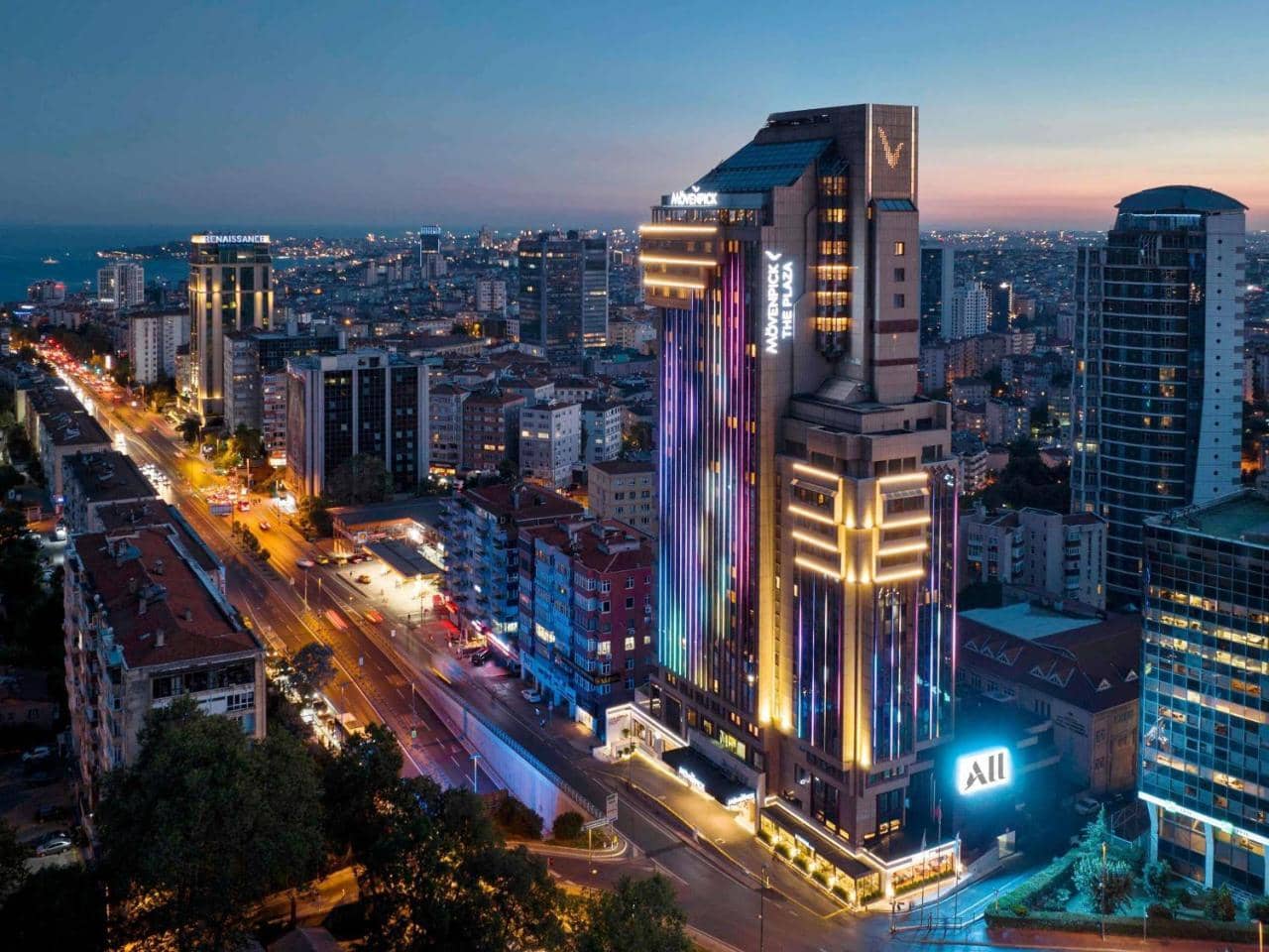 Movenpick Hotel Istanbul Bosphorus — 3