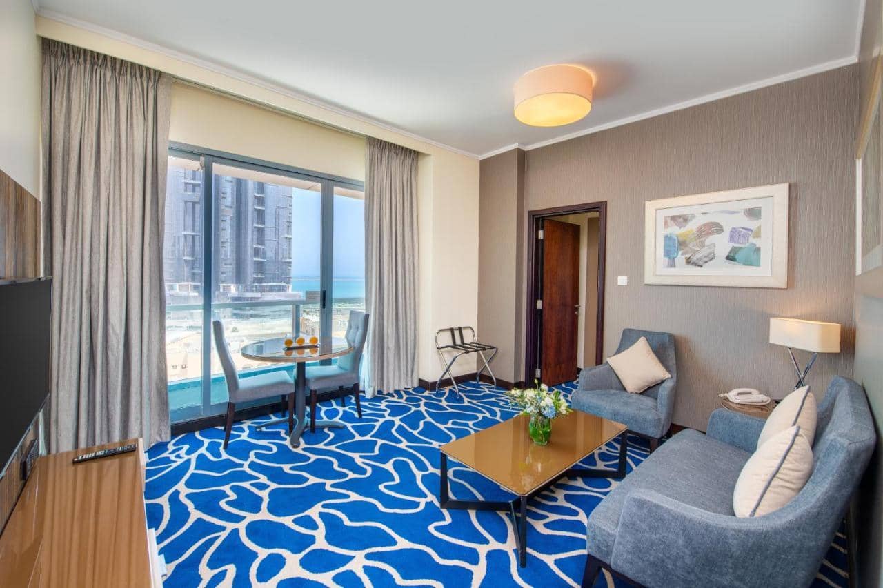 Hawthorn Extended Stay by Wyndham Abu Dhabi — 2