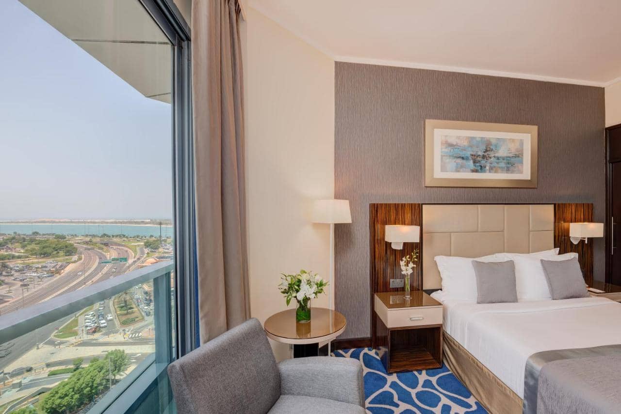 Hawthorn Extended Stay by Wyndham Abu Dhabi — 3