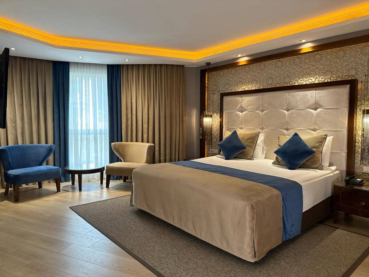 Zurich Hotel — 3