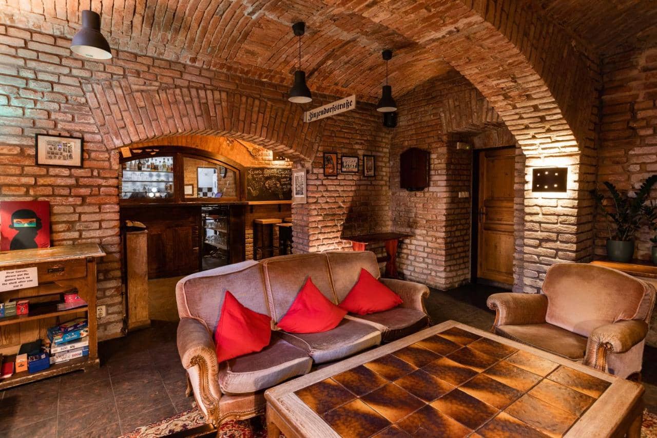Sir Toby's — 5