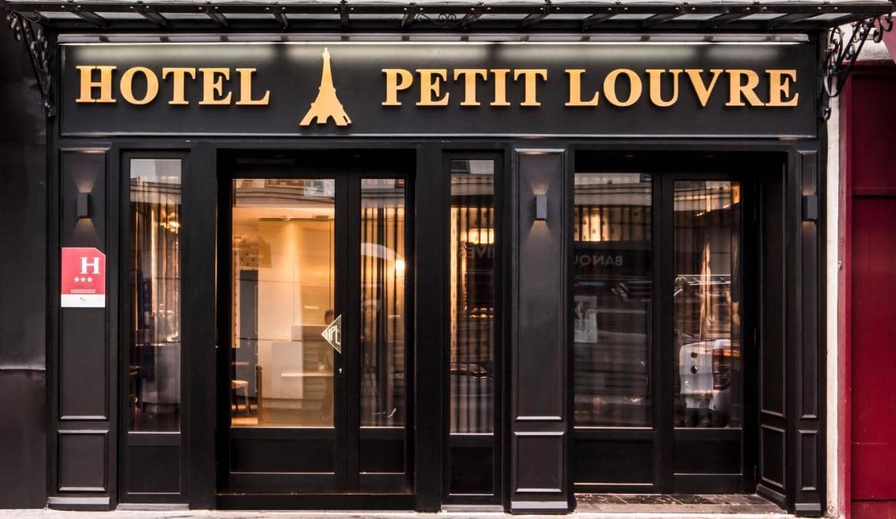 De Petit Louvre — 4