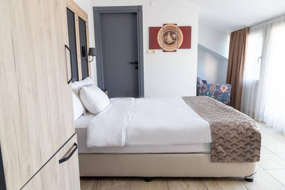 Galley Hotel — 3