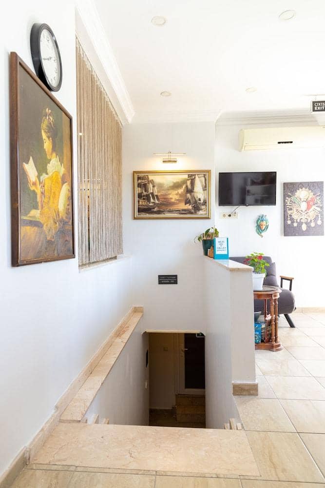 Galley Hotel