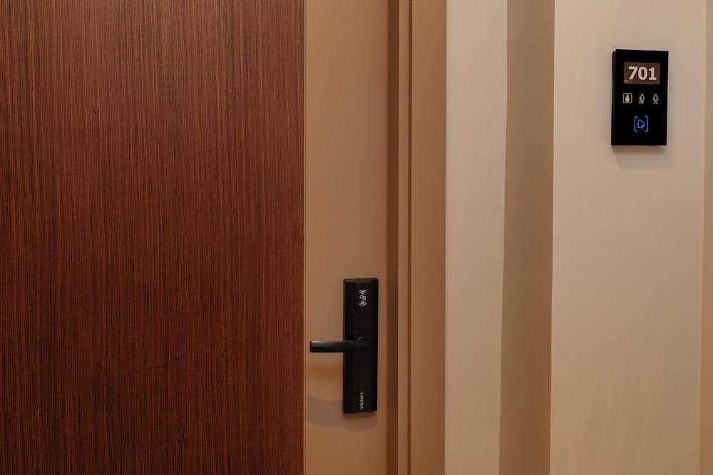 Redmont Hotel — 5