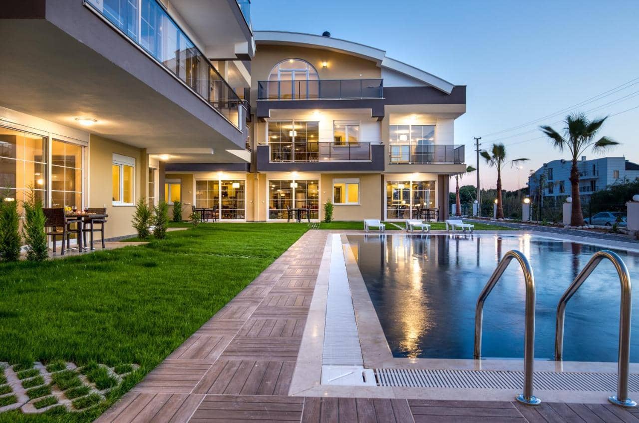Lara Beach Homes — 2