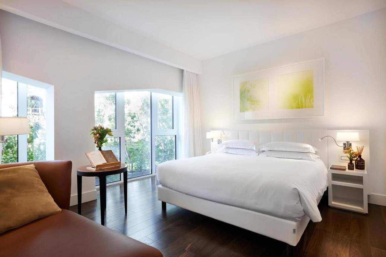 Magna Pars Suites — 4
