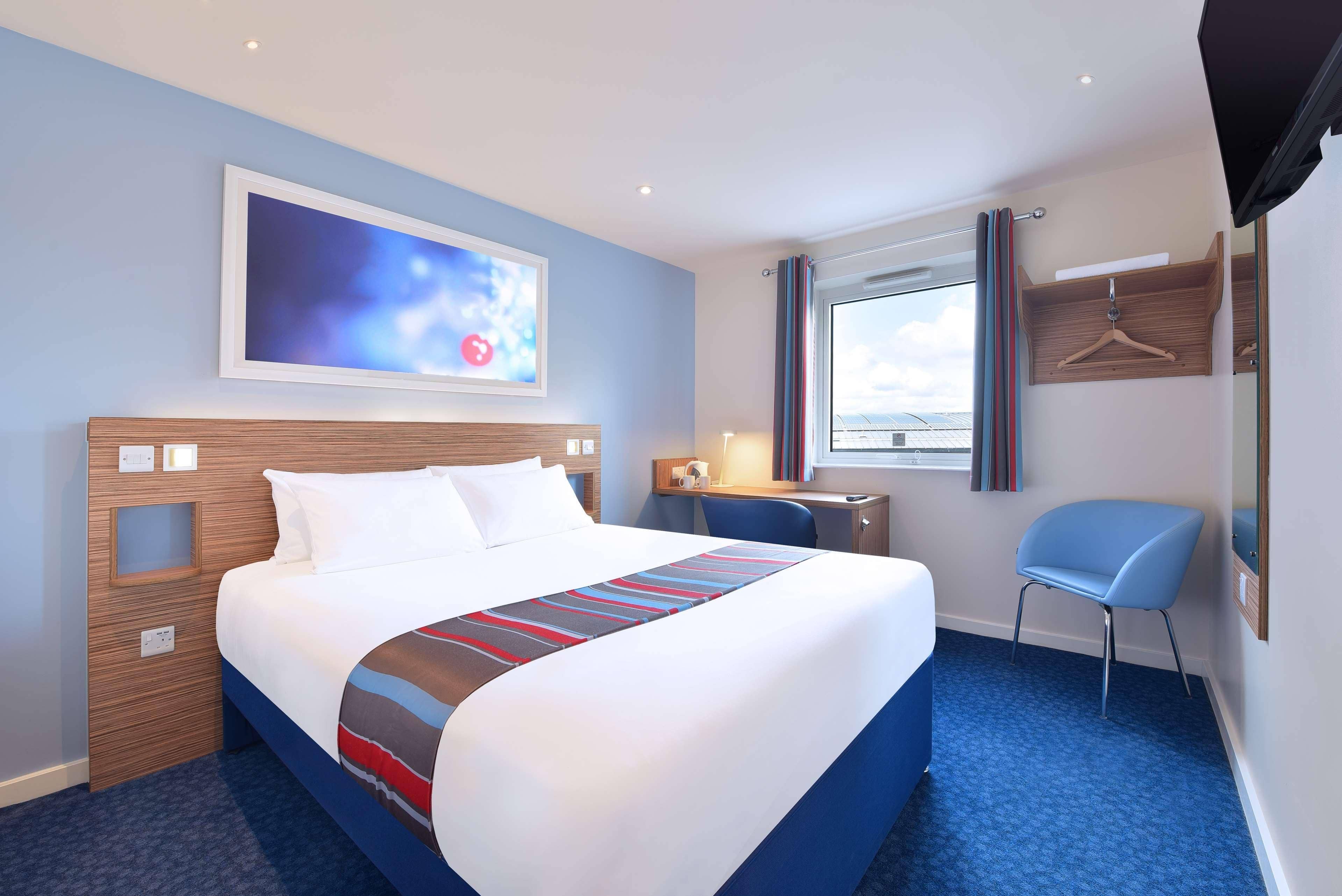 Travelodge Liverpool Central Exchange Street — 5