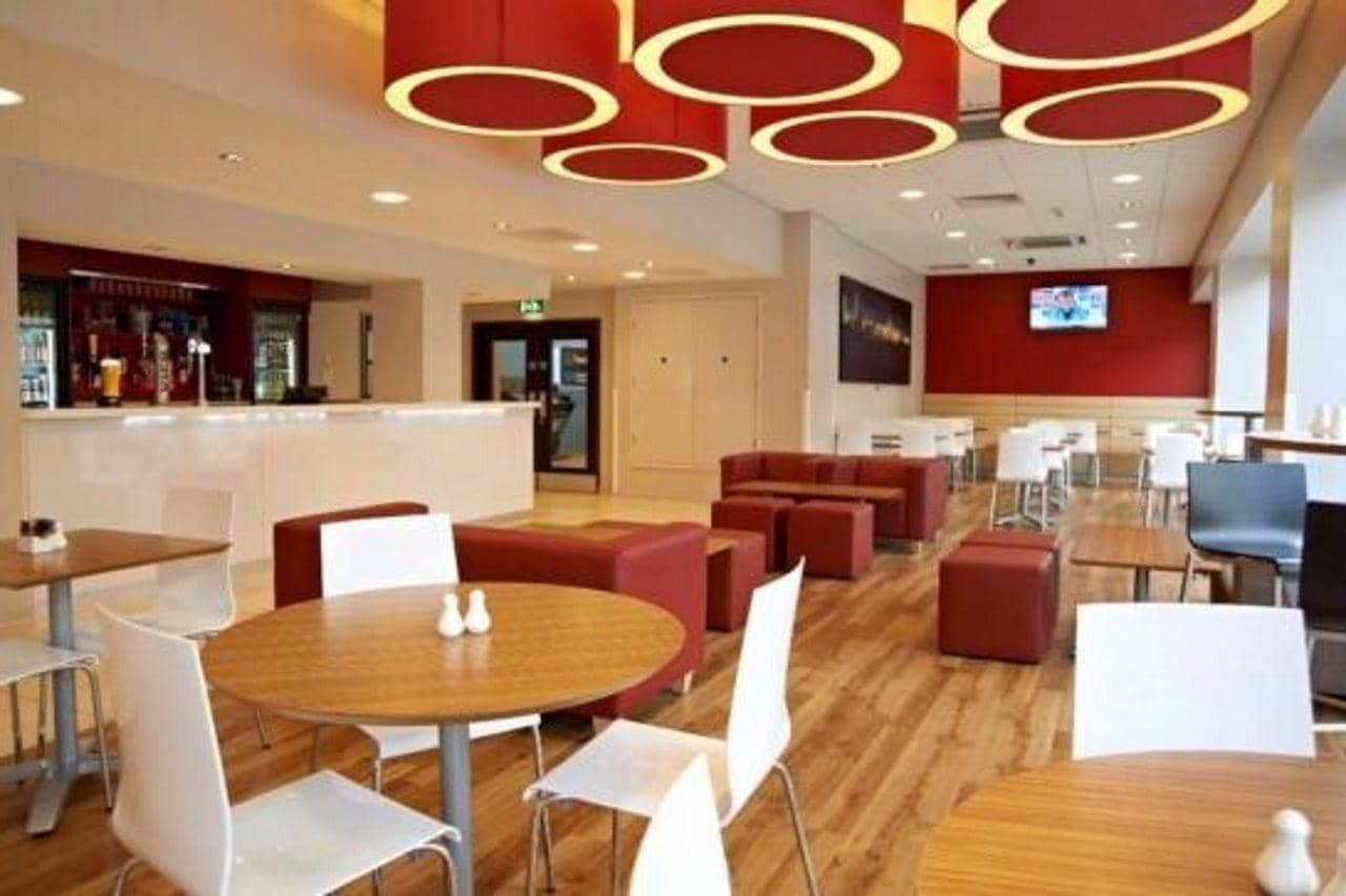 Travelodge Liverpool Central Exchange Street — 4