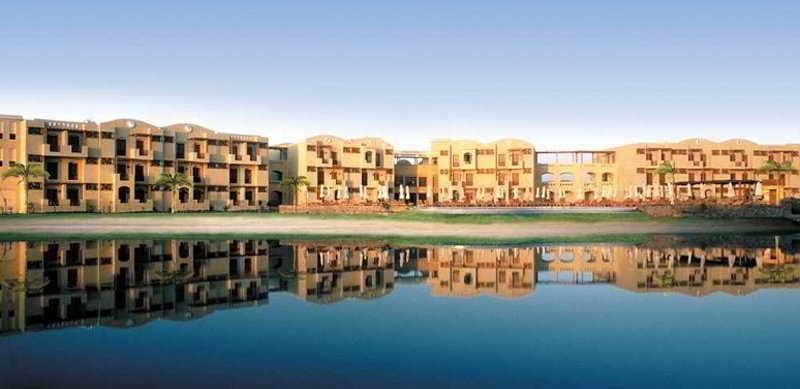 Arena Inn Hotel & Apartments — 3