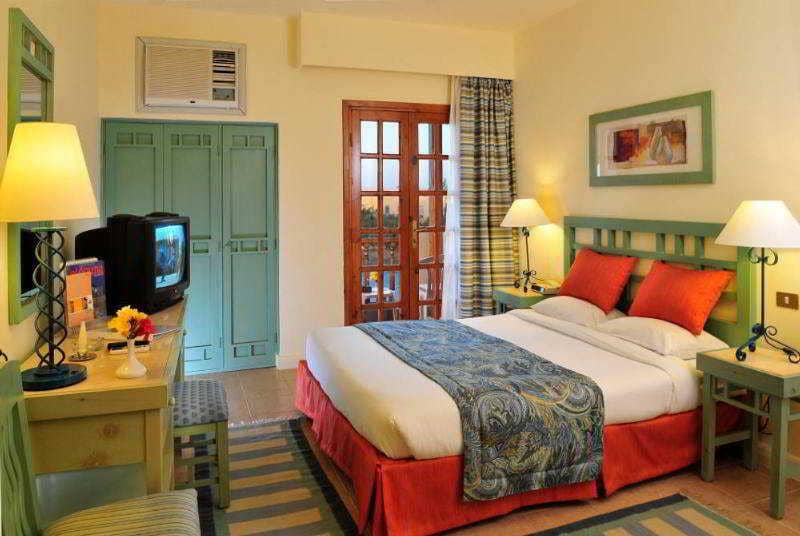 Arena Inn Hotel & Apartments — 4