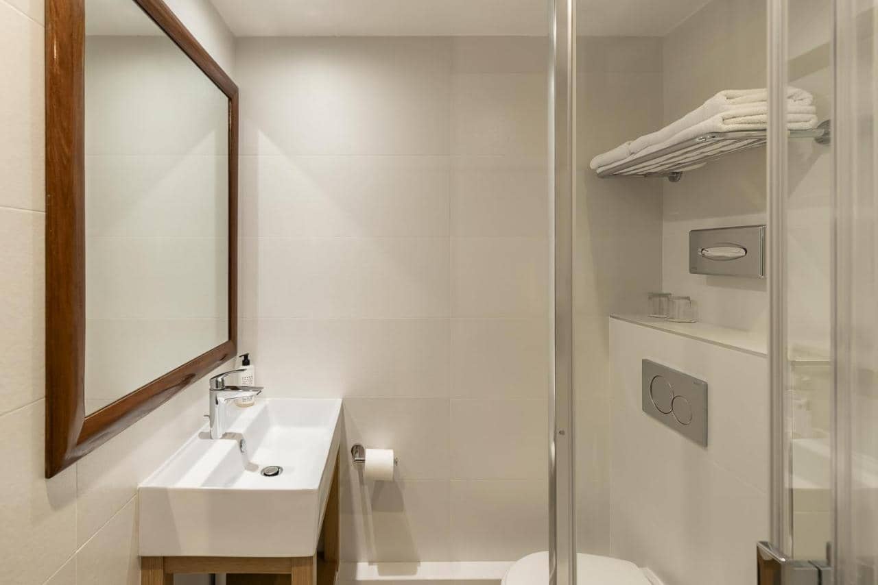 Best Western Hotel Aramis Saint Germain — 2