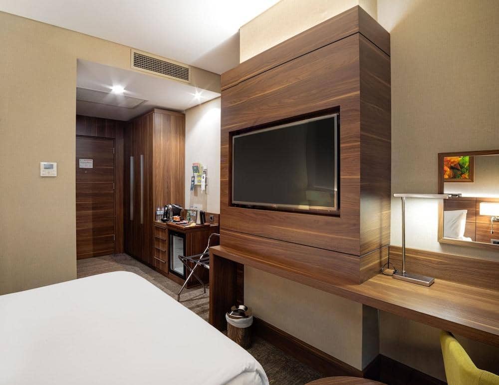 Holiday Inn Istanbul Kadikoy — 2