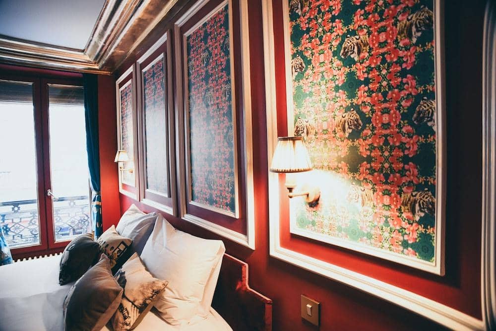 La Mondaine (Adults only) — 5