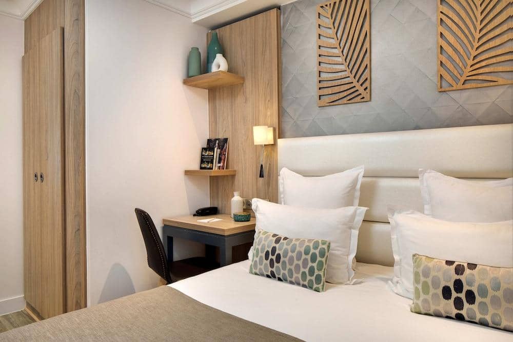 Serotel Suites Hotel — 5