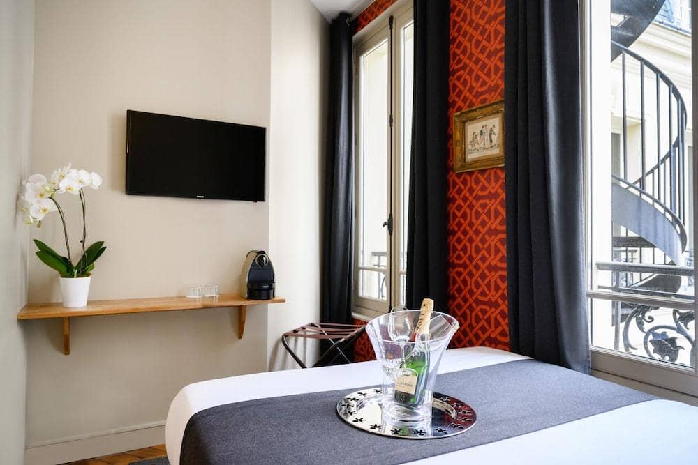 Suites Hotel Helzear Champs Elysees — 5