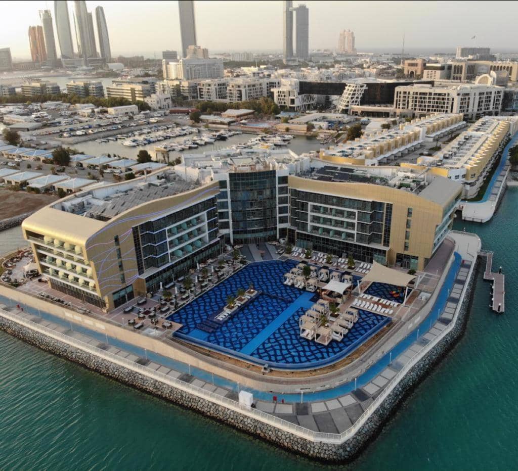 Royal M Hotel & Resort