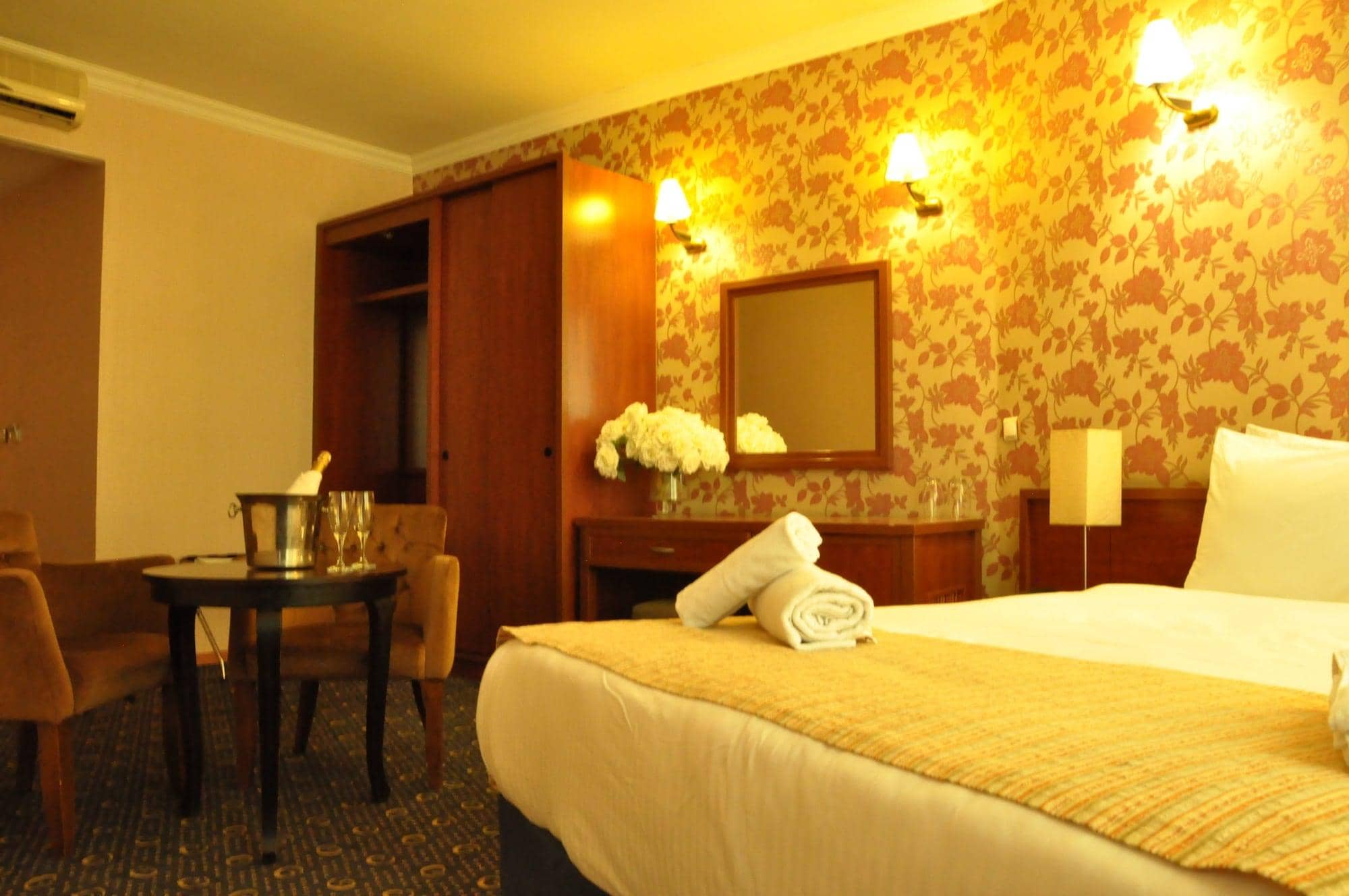 Destiny Marine Hotel — 4