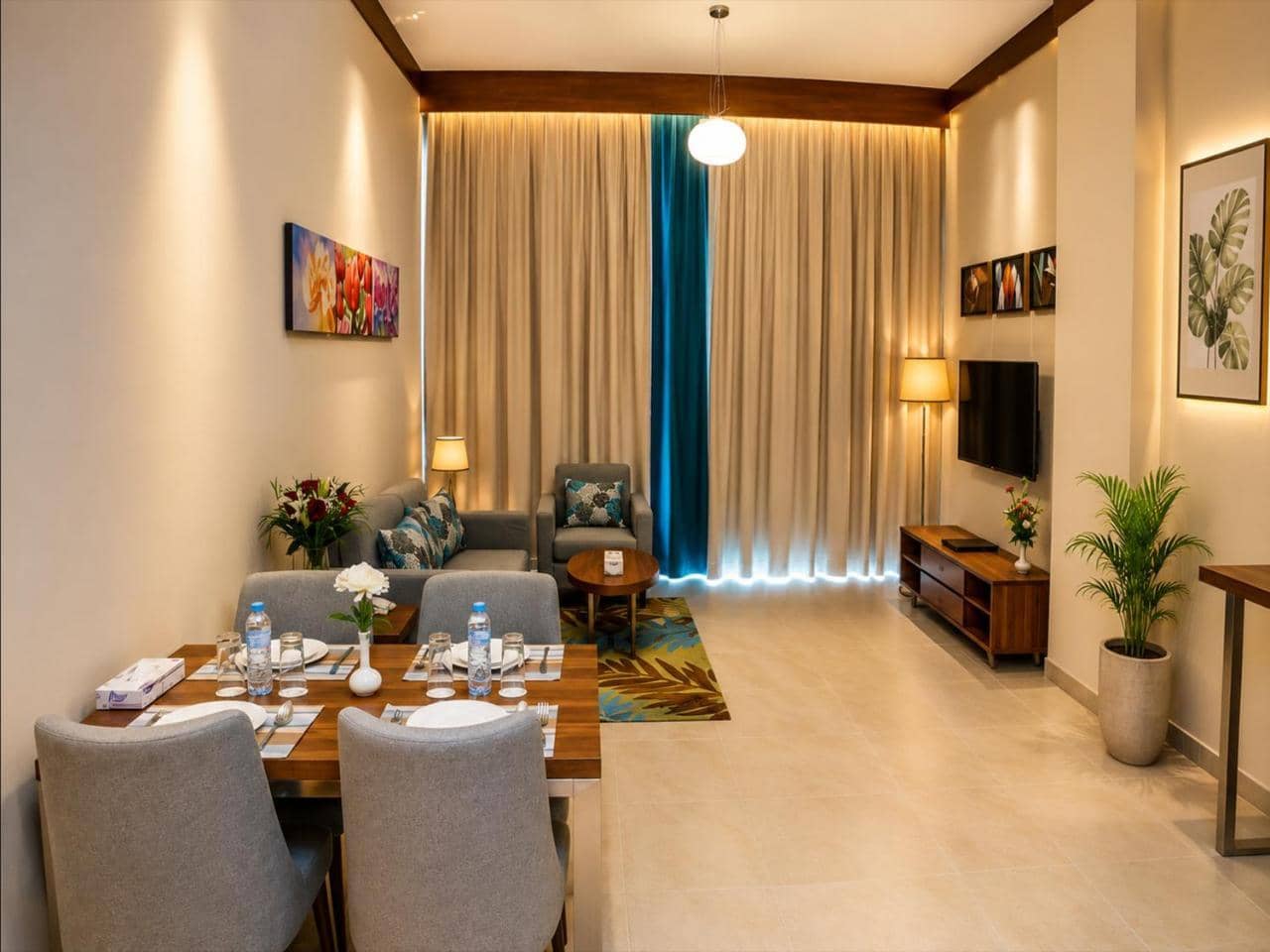 Tulip Al Barsha Hotel Apartments — 2