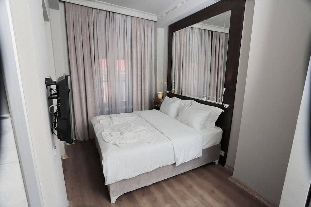 Ferman Pera Hotel — 3