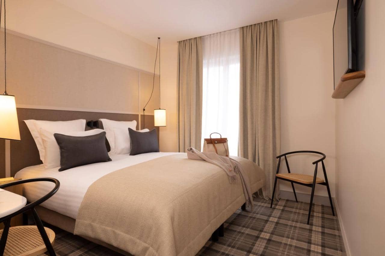 Hotel Toujours — 2