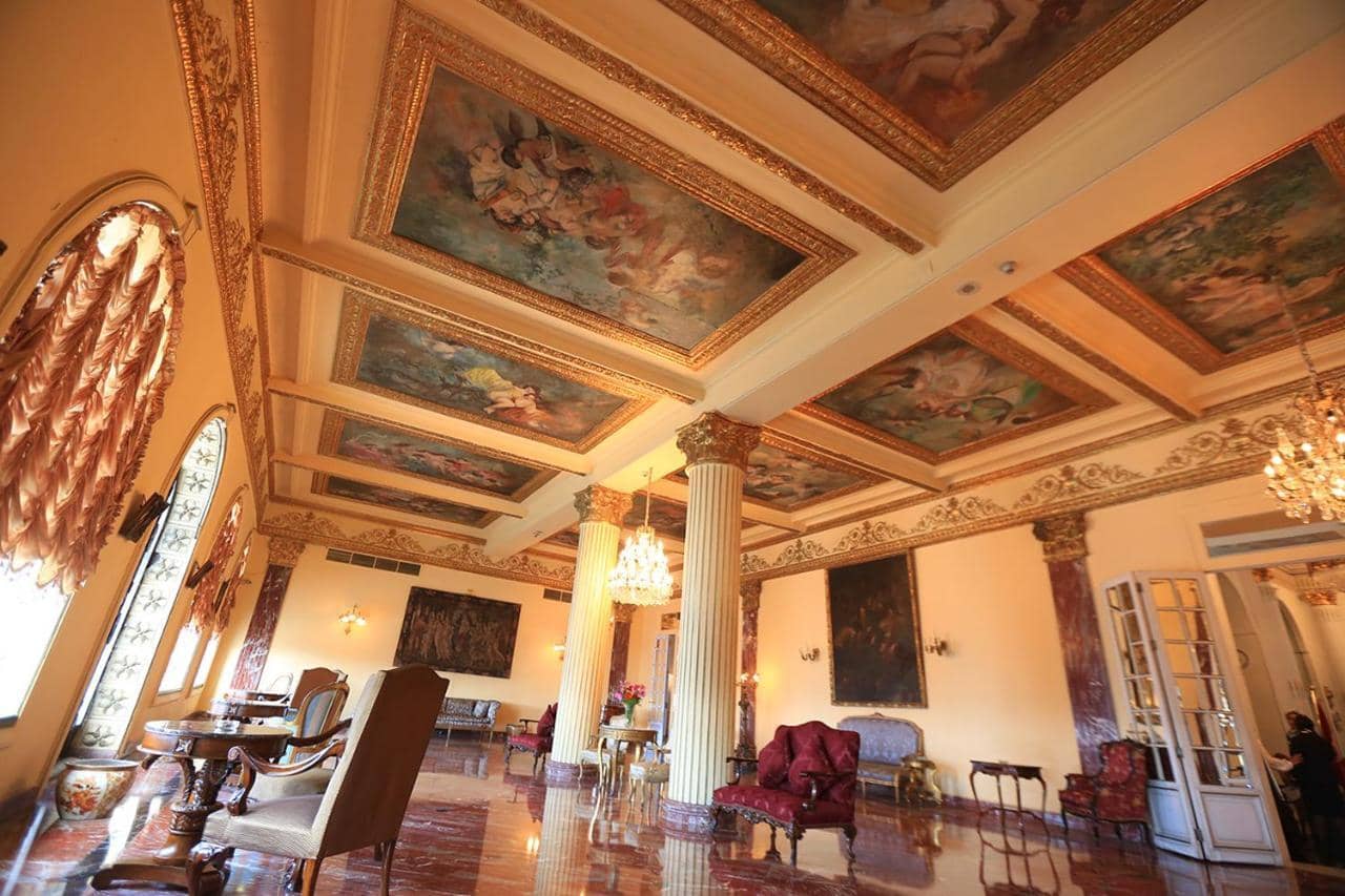 Paradise Inn Windsor Palace Hotel — 2