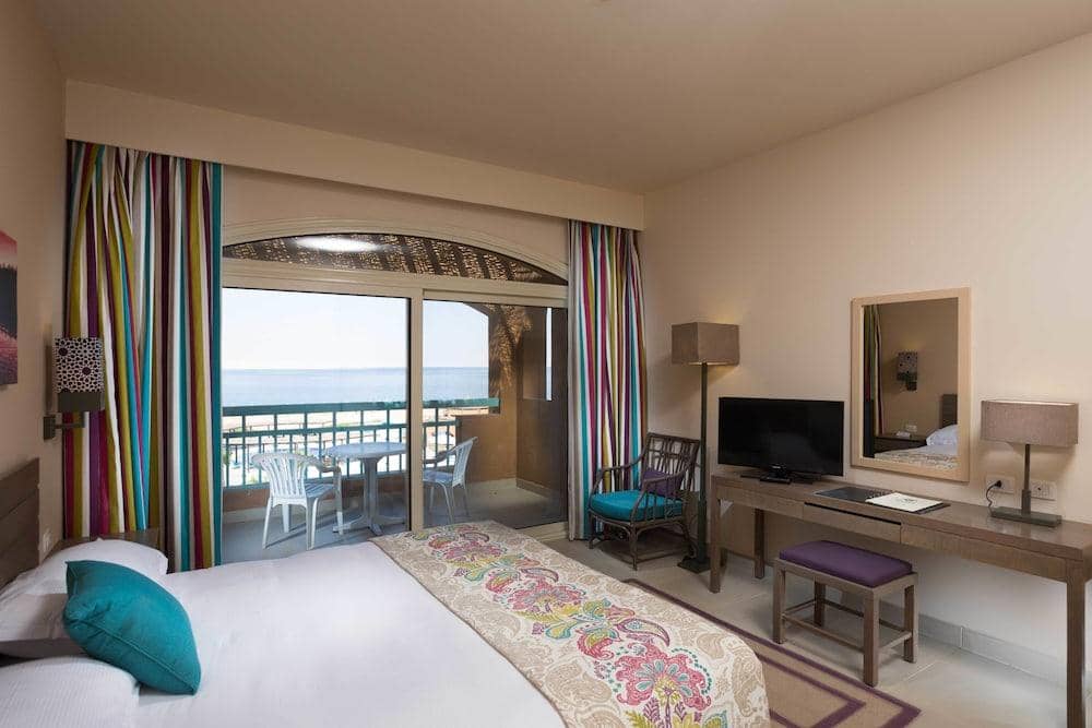 Byoum Lakeside Hotel — 5