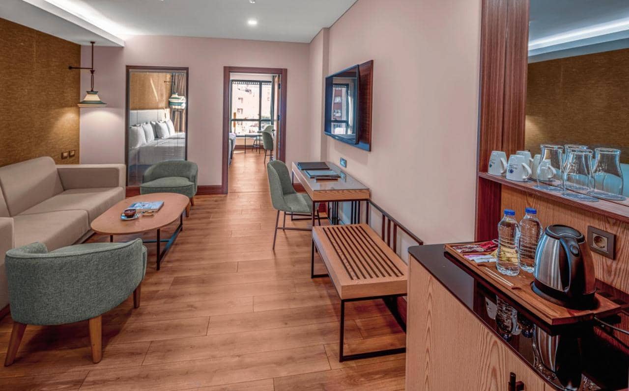 Doubletree by Hilton Antalya City Centre — 3