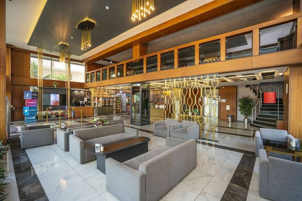 The Bostanci Hotel — 3