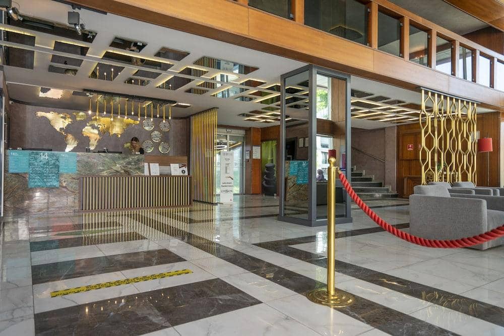 The Bostanci Hotel — 2