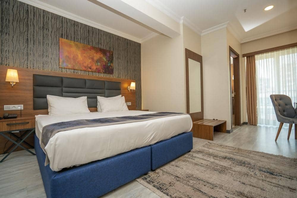 The Bostanci Hotel — 5