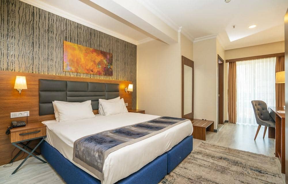 The Bostanci Hotel — 4