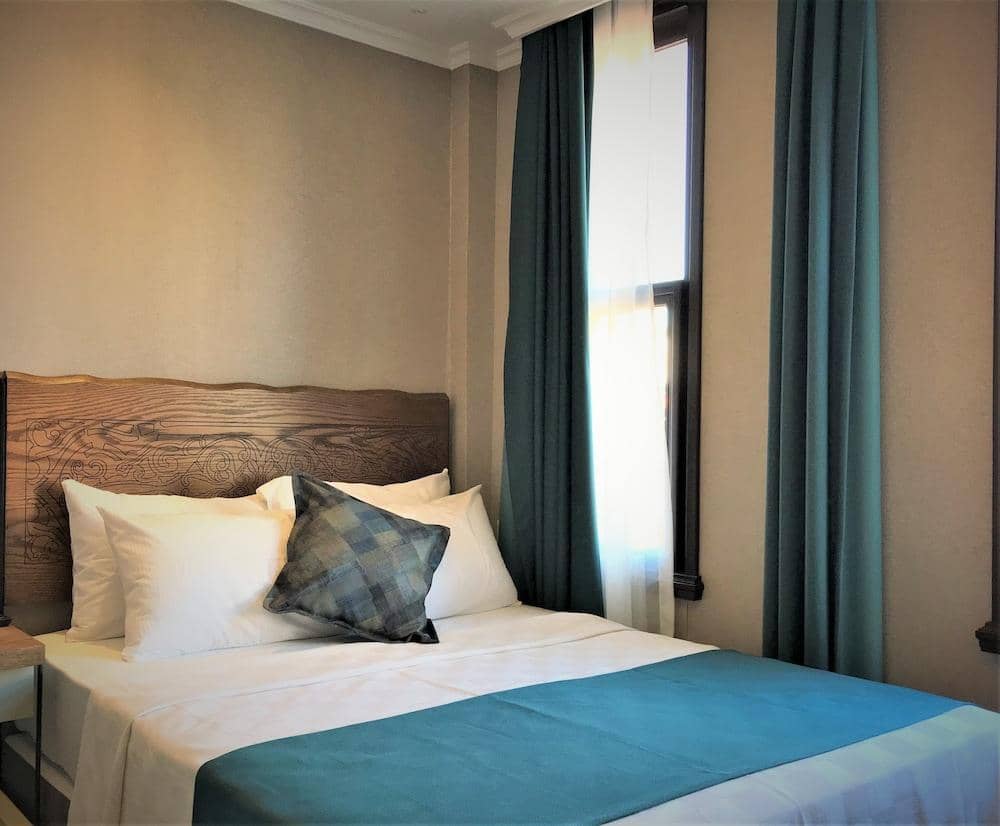 Galatahan Hotel — 3