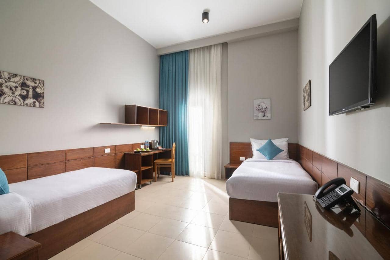 E2 Lodge Hotel Operated by Lemon Spaces — 5