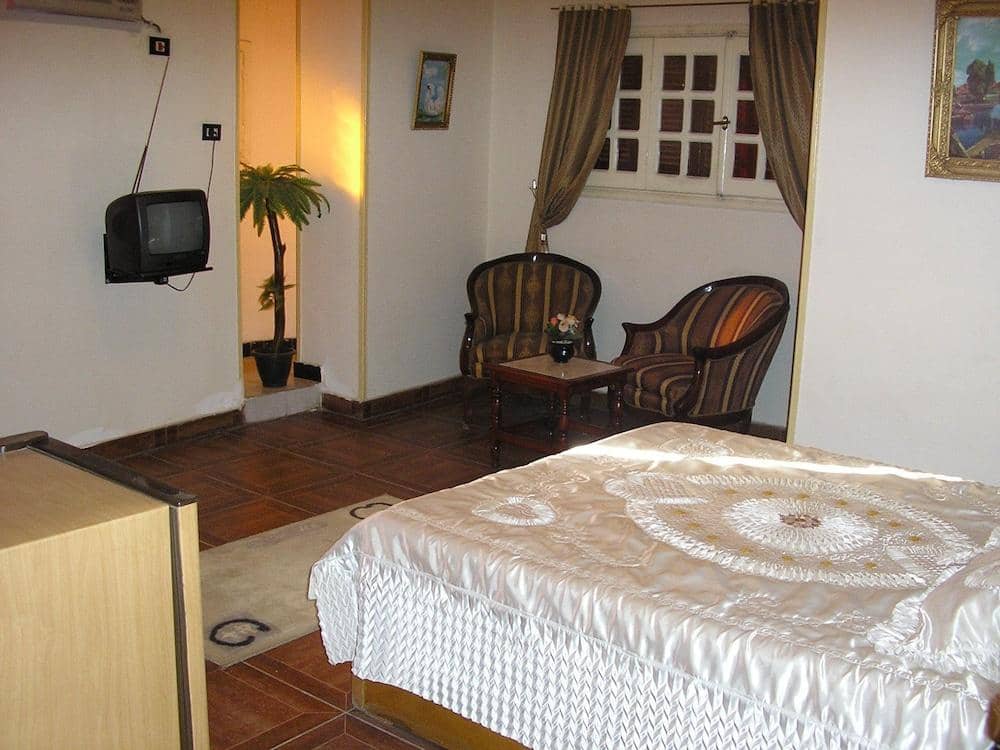 High Way Hotel — 4