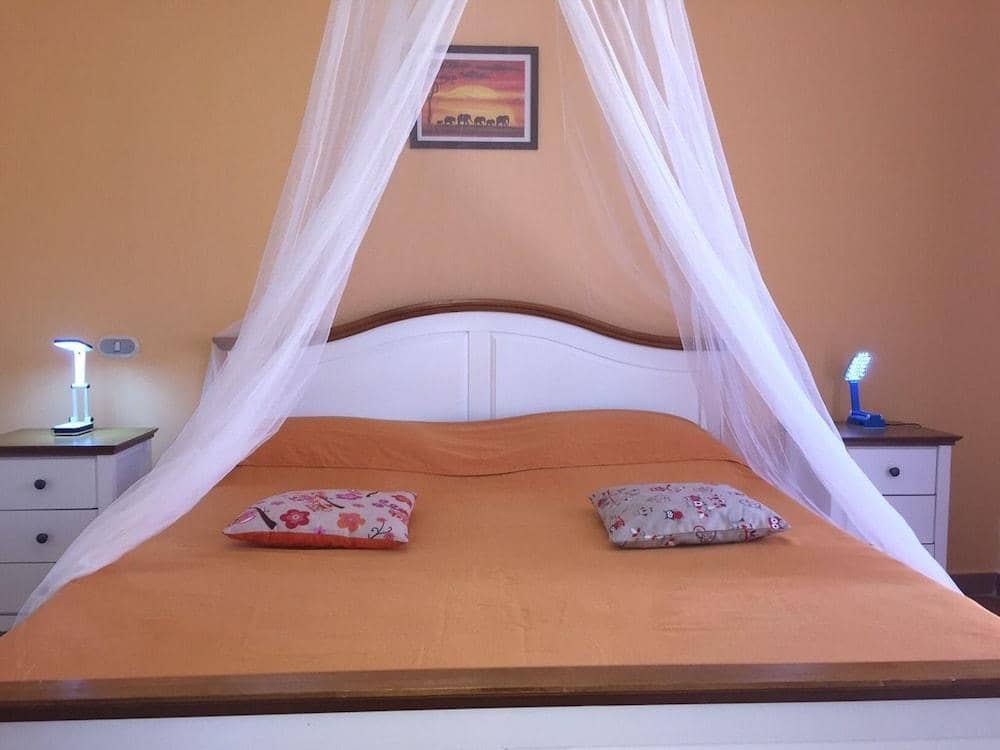 Iris Holiday Apartment — 4