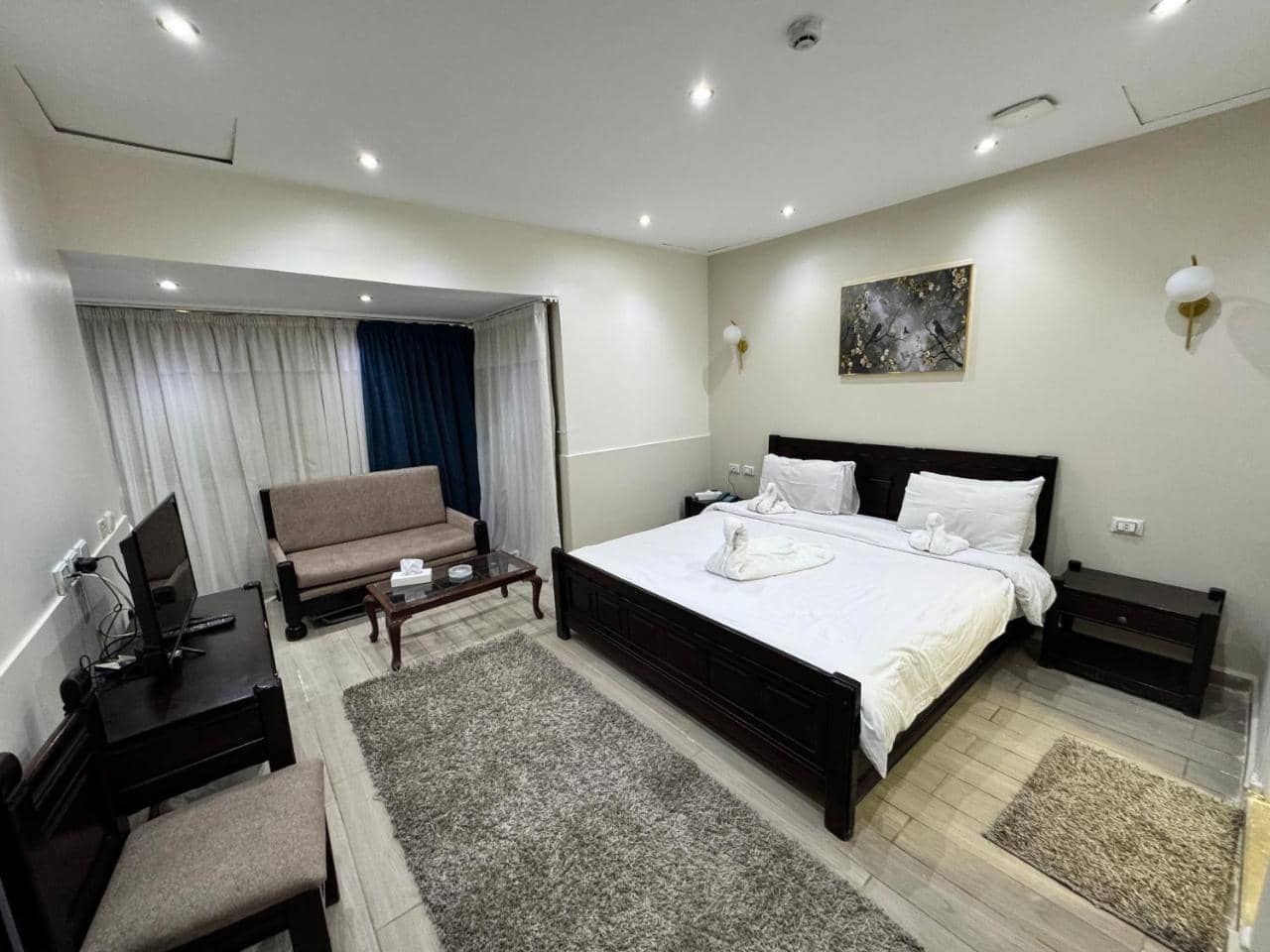 New Star Hotel — 4