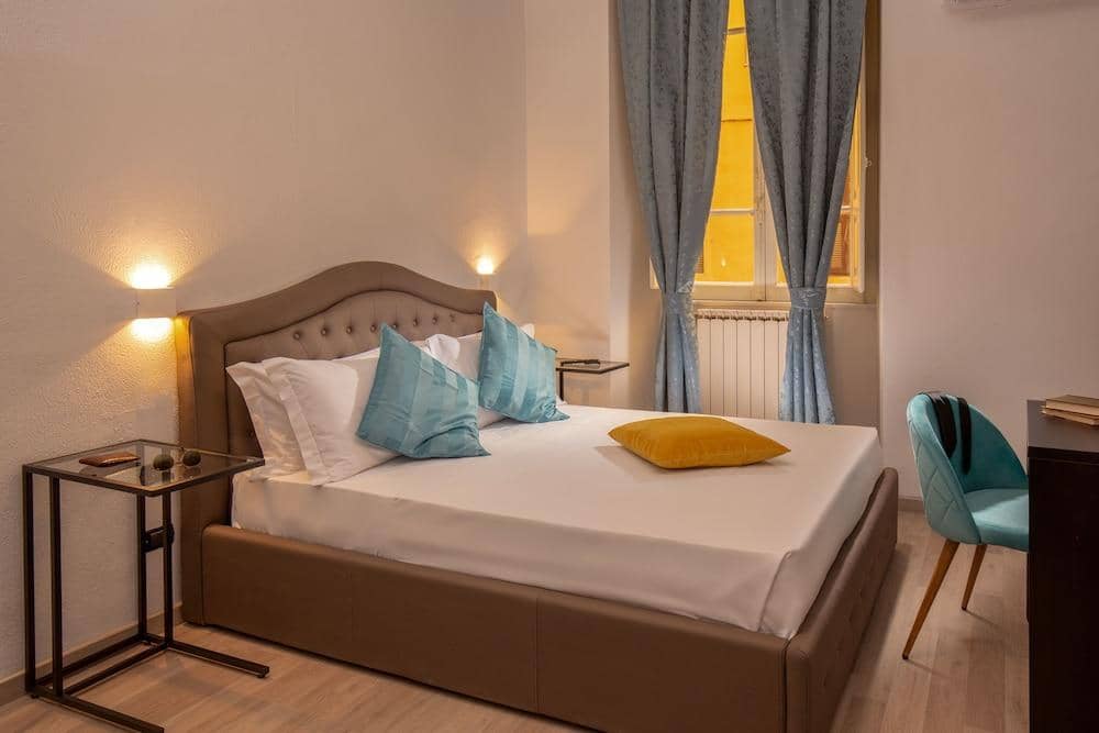 Courtyard Rome Suite — 4