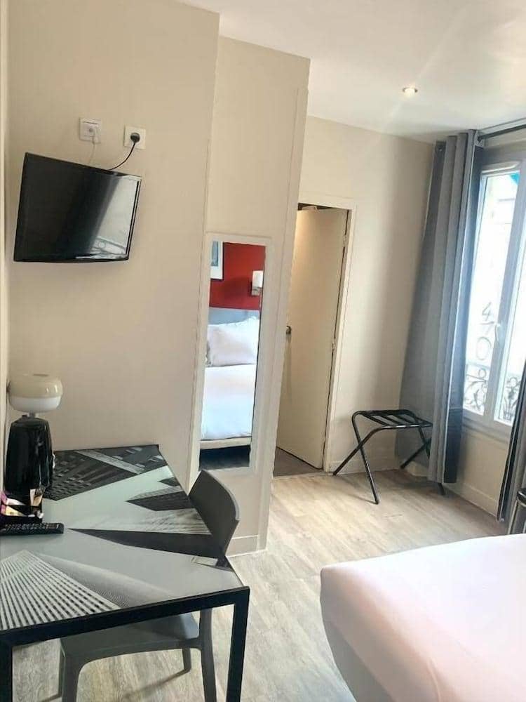 Hipotel Paris Belgrand Marie 20eme