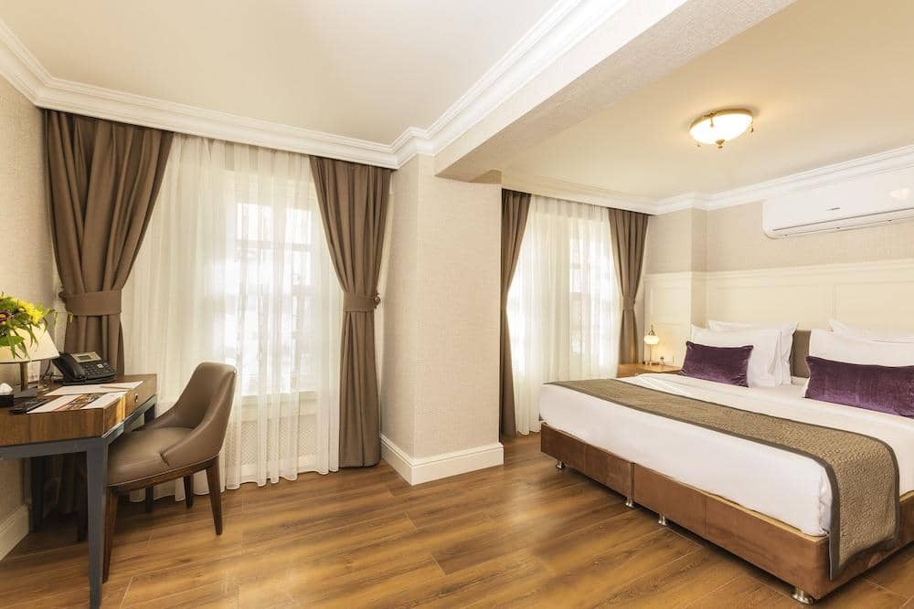 Meroddi la Porta Hotel — 4