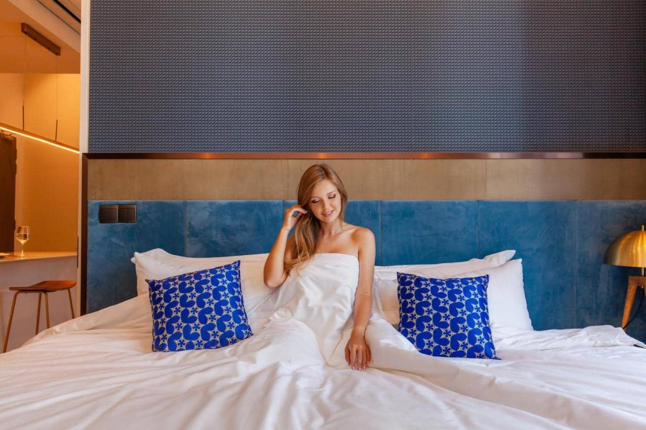 Star Suites — 3