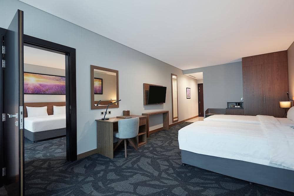 Park Regis Business Bay Hotel — 4