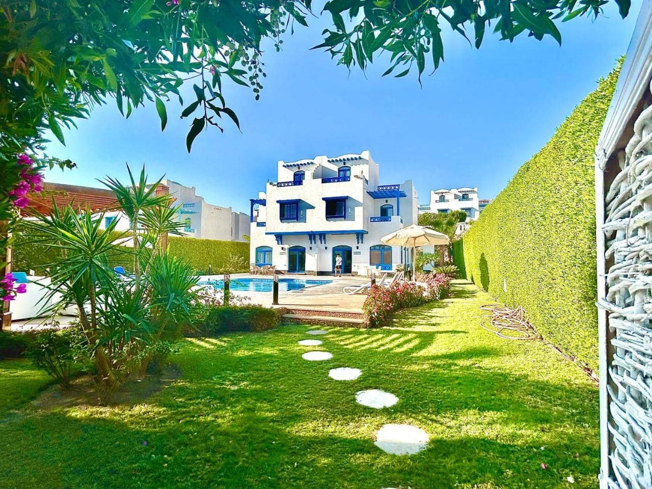 Luxury Villa with Pool in Hurghada — 4