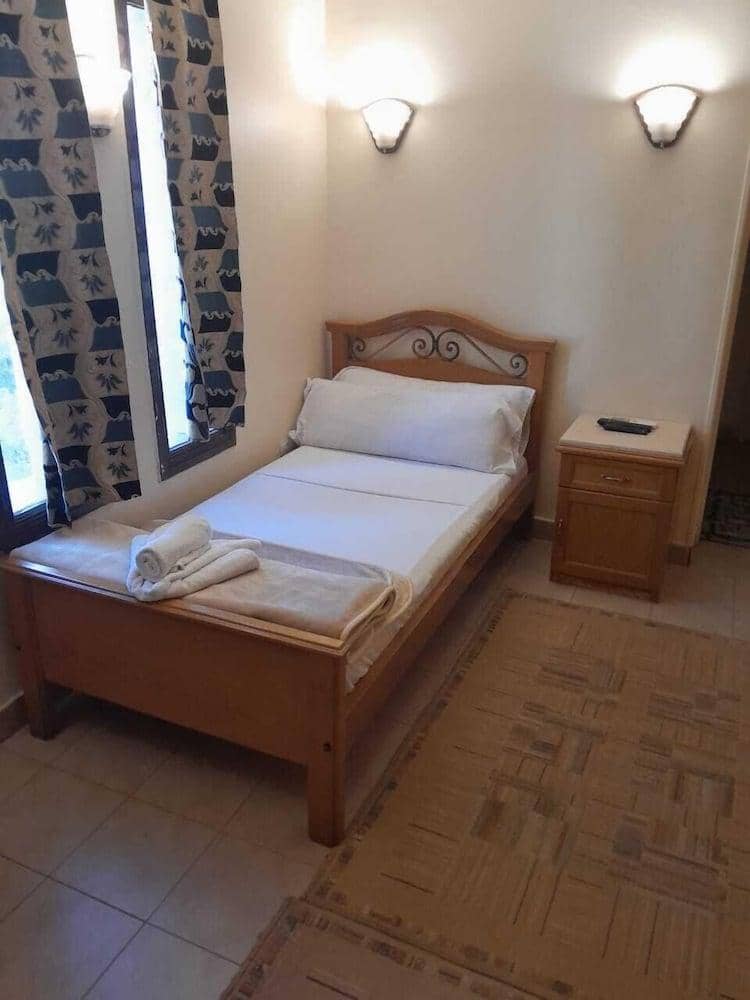 Applicators Hotel — 5