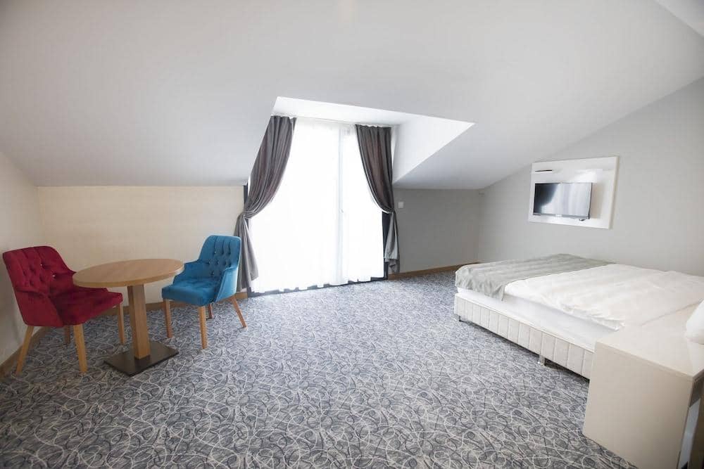 Royal Inci Airport Hotel — 3
