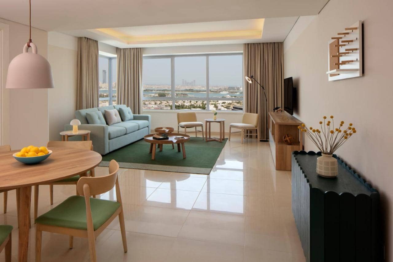 Staybridge Suites Dubai Internet City — 3