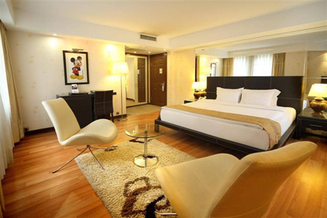 Cartoon Hotel (Adults only) — 3