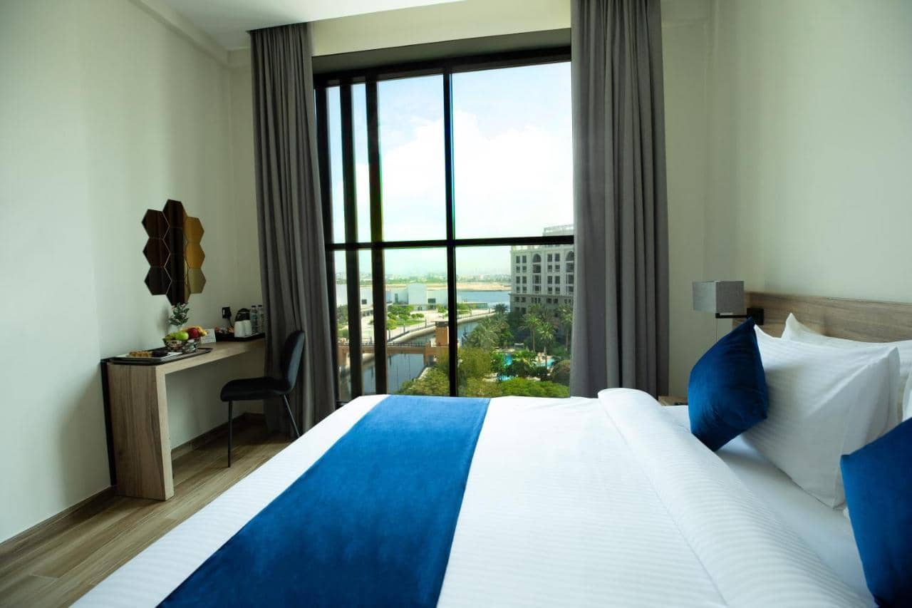 Grand Kingsgate Waterfront by Millennium Hotels