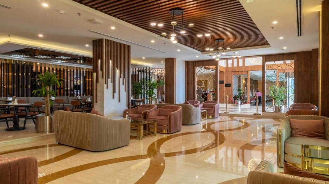 Emerald Hotel — 2